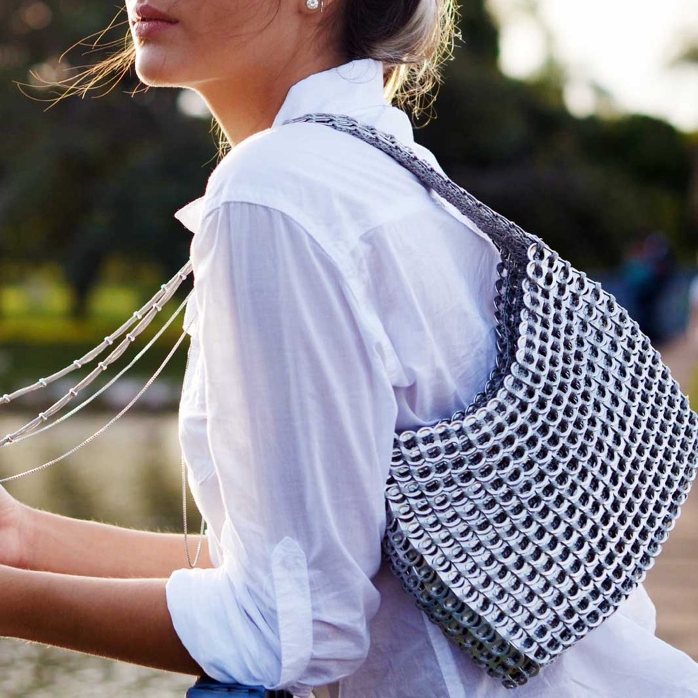 ESCAMA Studio Original Soda Can Pop-Top Woven Purse Black & Silver upcycled 90s
